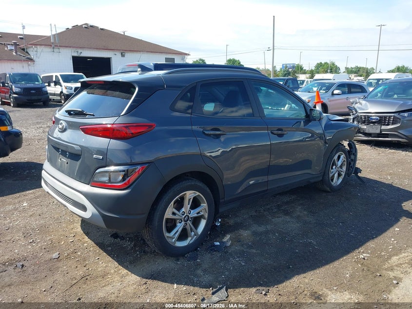 2023 HYUNDAI KONA auction photo 4