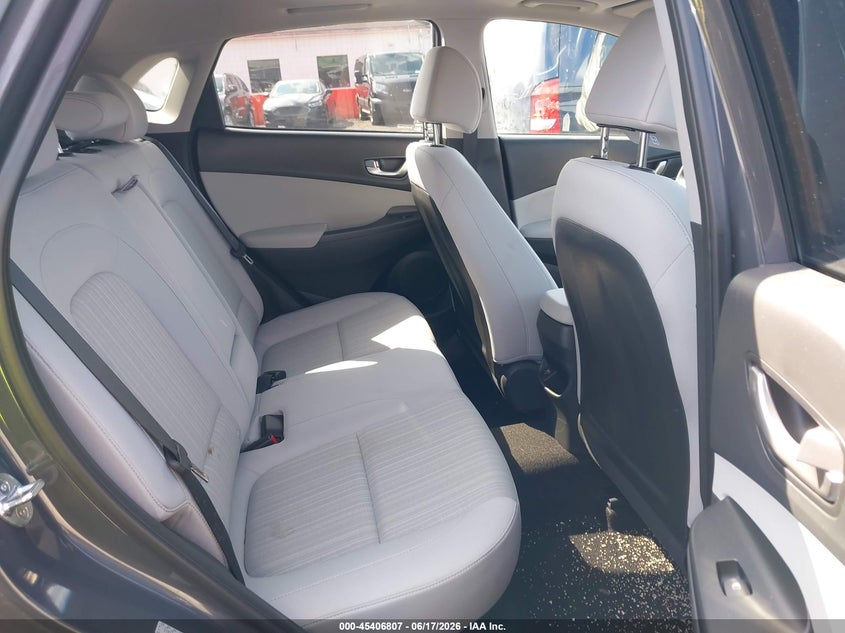 2023 HYUNDAI KONA auction photo 8