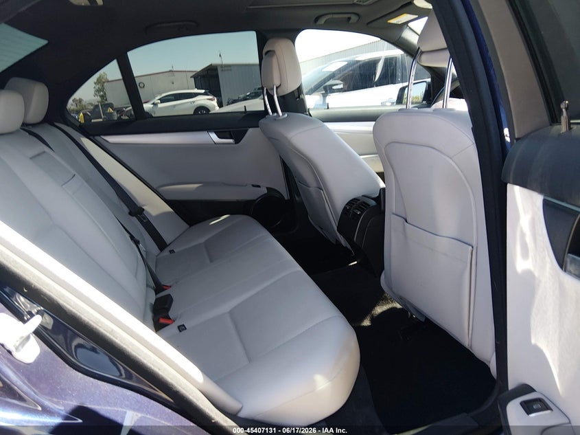 2013 Mercedes-Benz C 250 Sport VIN: WDDGF4HB2DF979930 Lot: 45407131