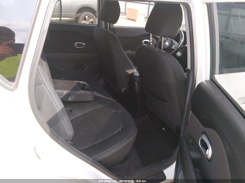 2014 KIA SOUL auction photo 8