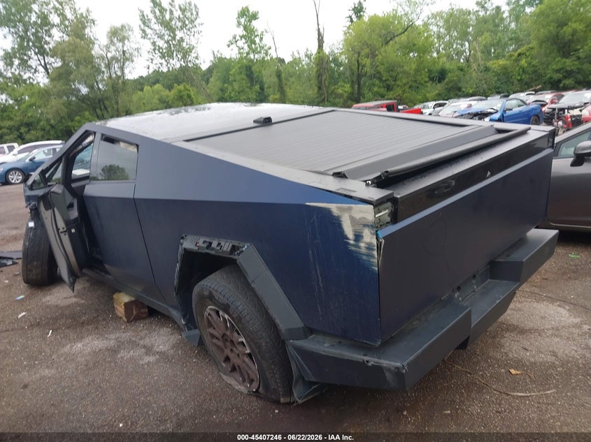 TESLA CYBERTRUCK 2024 VIN 7G2CEHED4RA028644