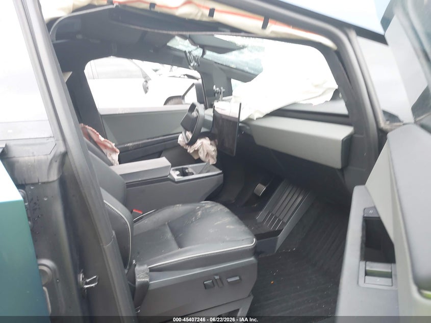 TESLA CYBERTRUCK 2024 VIN 7G2CEHED4RA028644