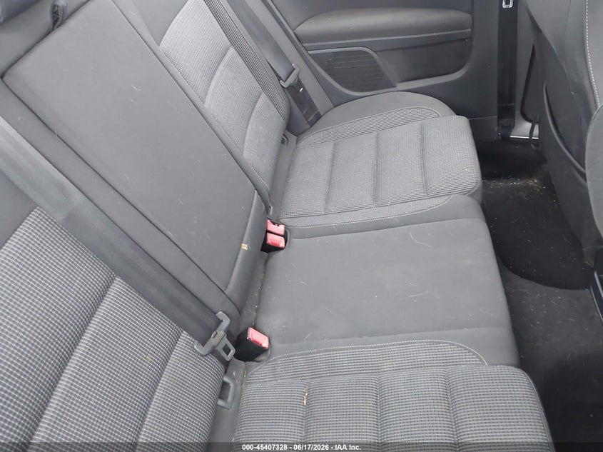 2012 Volkswagen Golf 2.5L 2-Door VIN: WVWAB7AJ1CW013307 Lot: 45407328