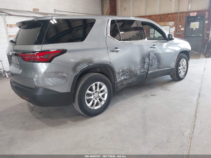 2023 CHEVROLET TRAVERSE auction photo 4