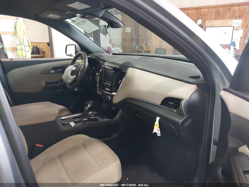 2023 CHEVROLET TRAVERSE auction photo 5
