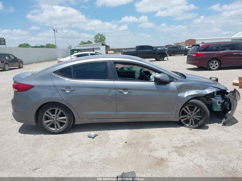 VIN 5NPD84LF5JH293271 2018 HYUNDAI ELANTRA SEL