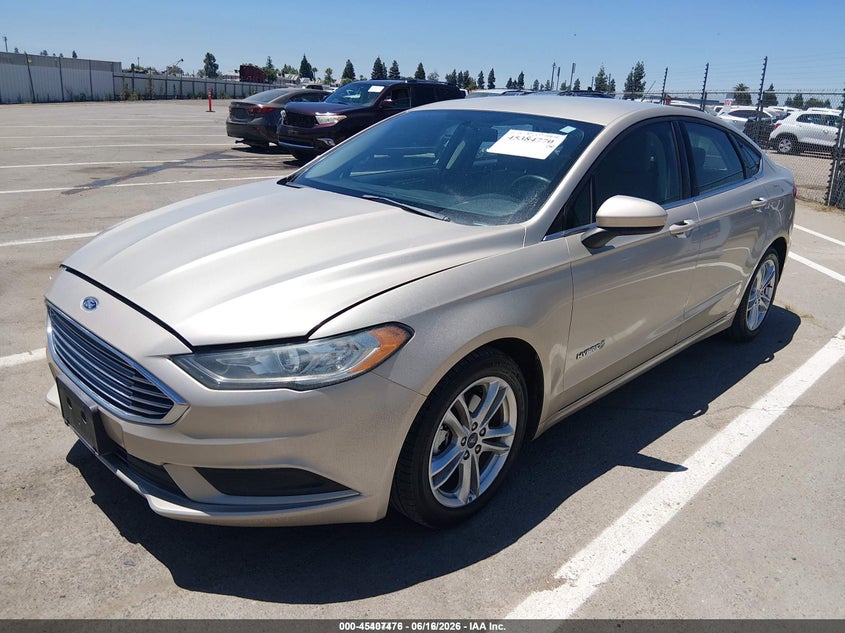 2018 Ford Fusion, Front & Rear, IAAI, VIN 3FA6P0UU6JR209446 — photo 2