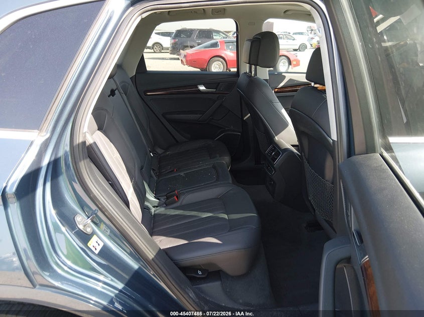 2018 Audi Q5 2.0T Premium/2.0T Tech Premium VIN: WA1BNAFY5J2096933 Lot: 45407486