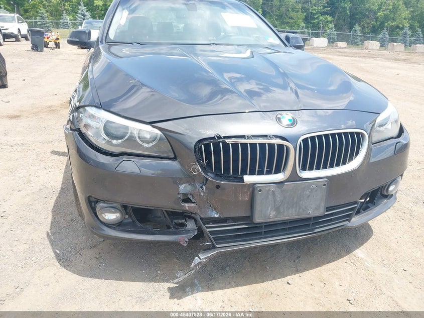 2016 BMW 528I auction photo 6