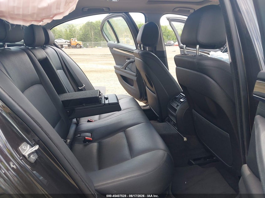 2016 BMW 528I auction photo 8