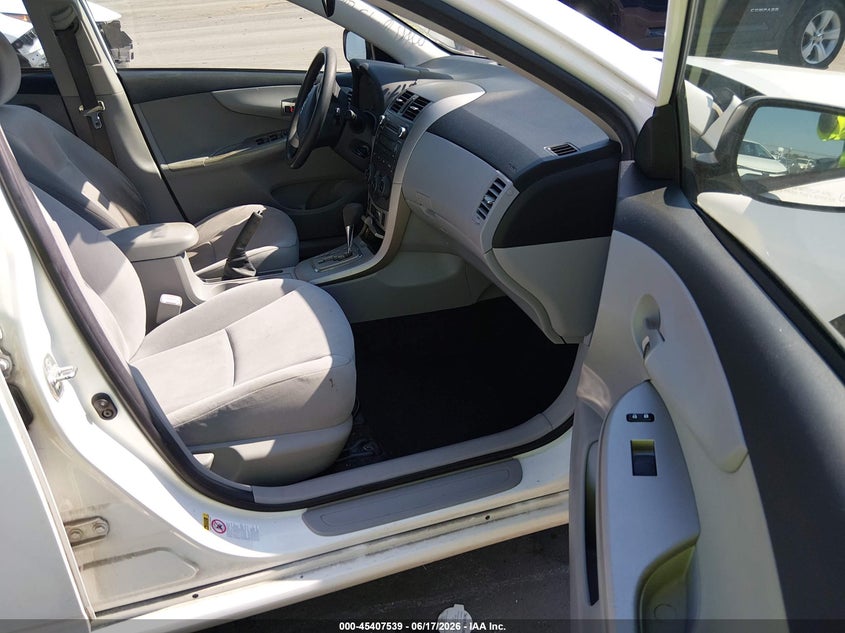 2011 TOYOTA COROLLA auction photo 5