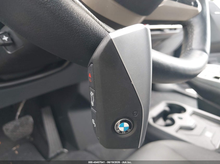 2025 BMW Ix xDrive50 VIN: WB523CF0XSCT46417 Lot: 45407541