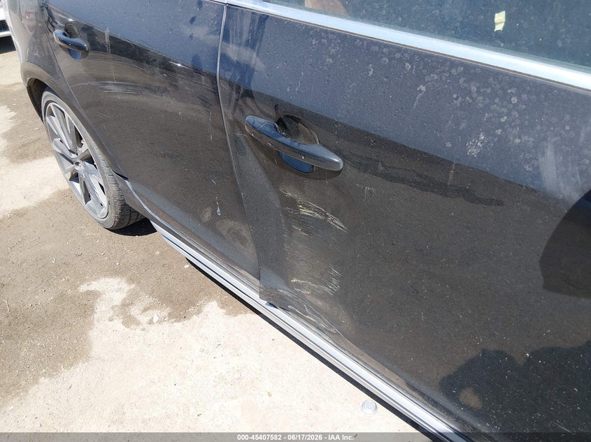 2015 VOLVO V60 auction photo 6