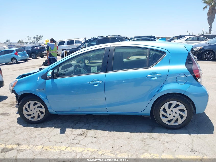 2015 Toyota Prius C Two VIN: JTDKDTB35F1108672 Lot: 45407600
