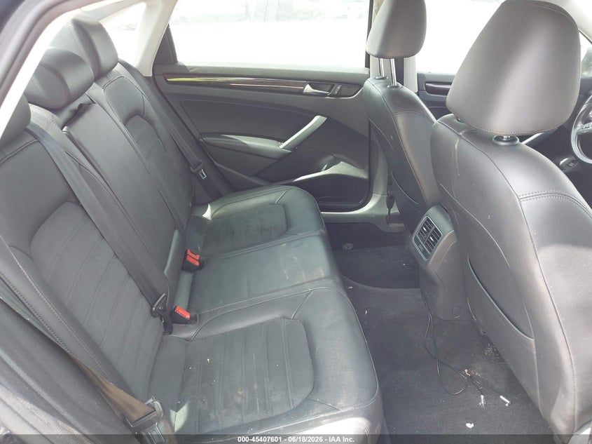 VOLKSWAGEN PASSAT 2015 VIN 1VWCS7A30FC015224