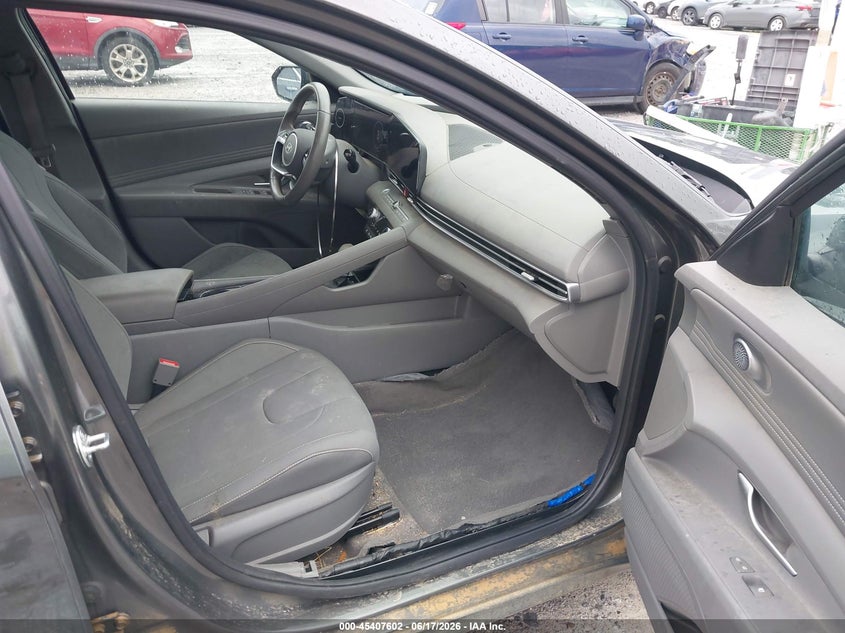 VIN KMHLS4DG4SU936975 2025 HYUNDAI ELANTRA SEL CONVENIENCE