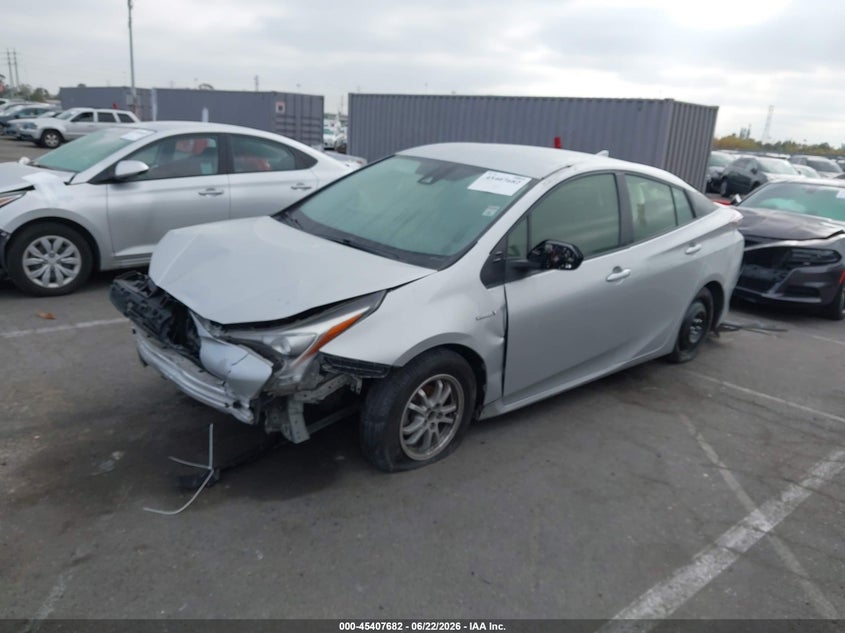 2017 TOYOTA PRIUS auction photo 2