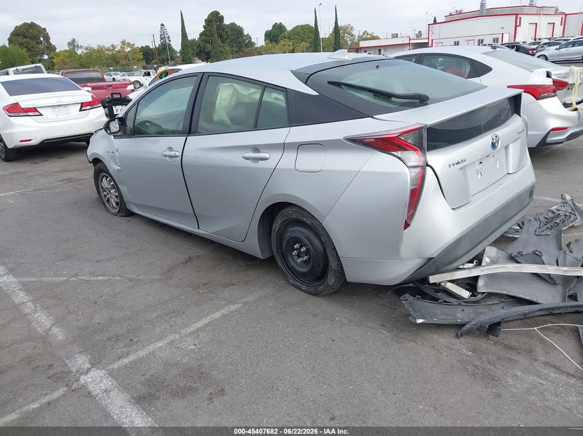 2017 TOYOTA PRIUS auction photo 3