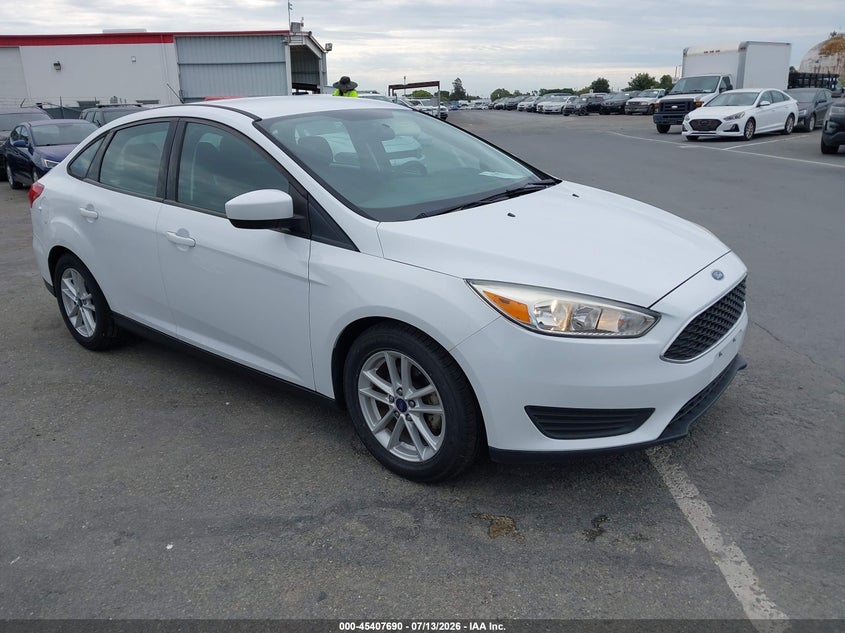 2018 FORD FOCUS SE