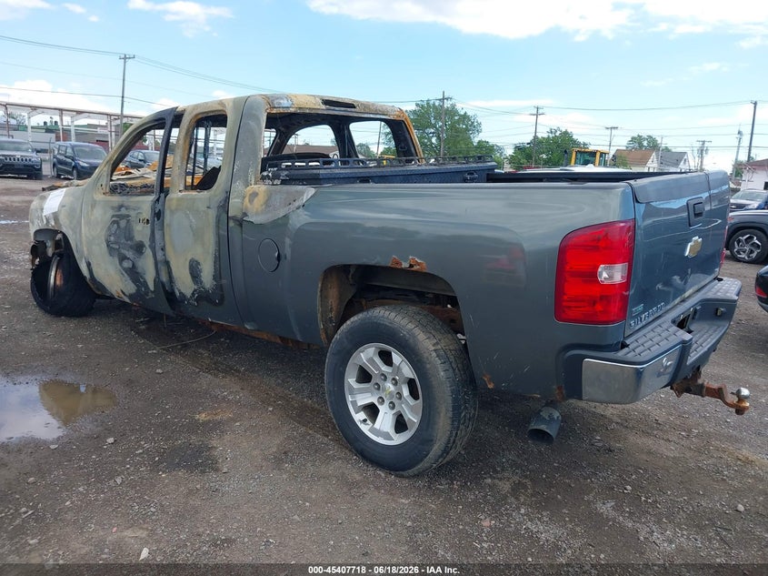 Vin: 1gcrkse34bz367255, lot: 45905741, chevrolet silverado 1500 lt 20113