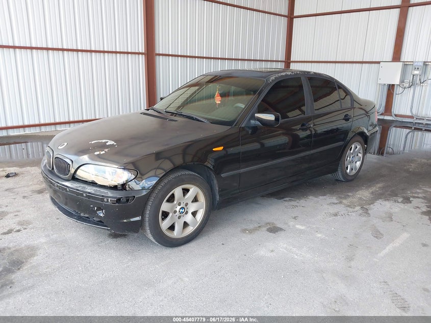 2005 BMW 325I auction photo 2