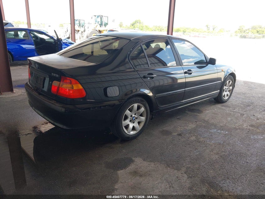 2005 BMW 325I auction photo 4