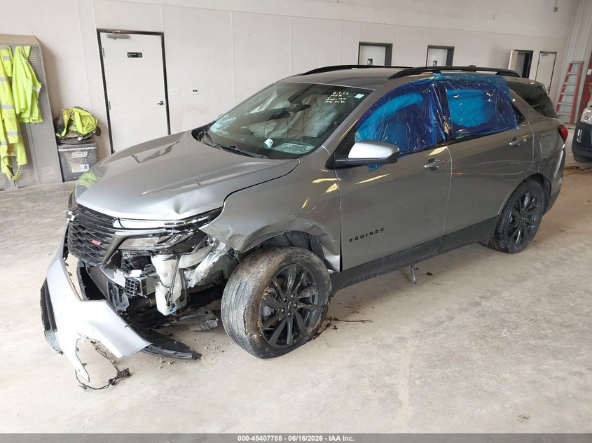 2024 CHEVROLET EQUINOX auction photo 2