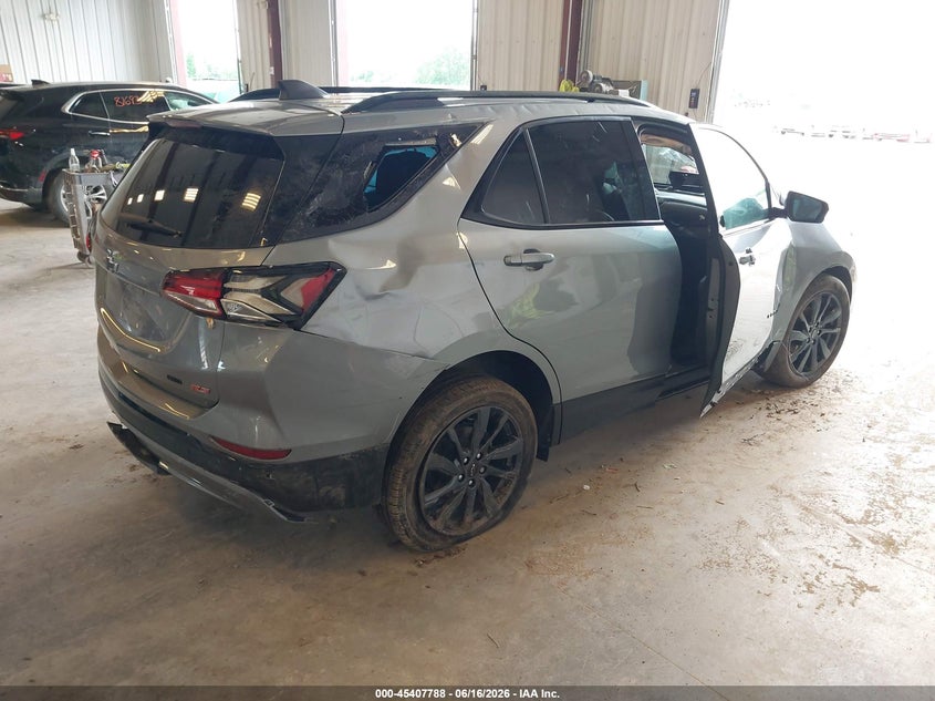 2024 CHEVROLET EQUINOX auction photo 4