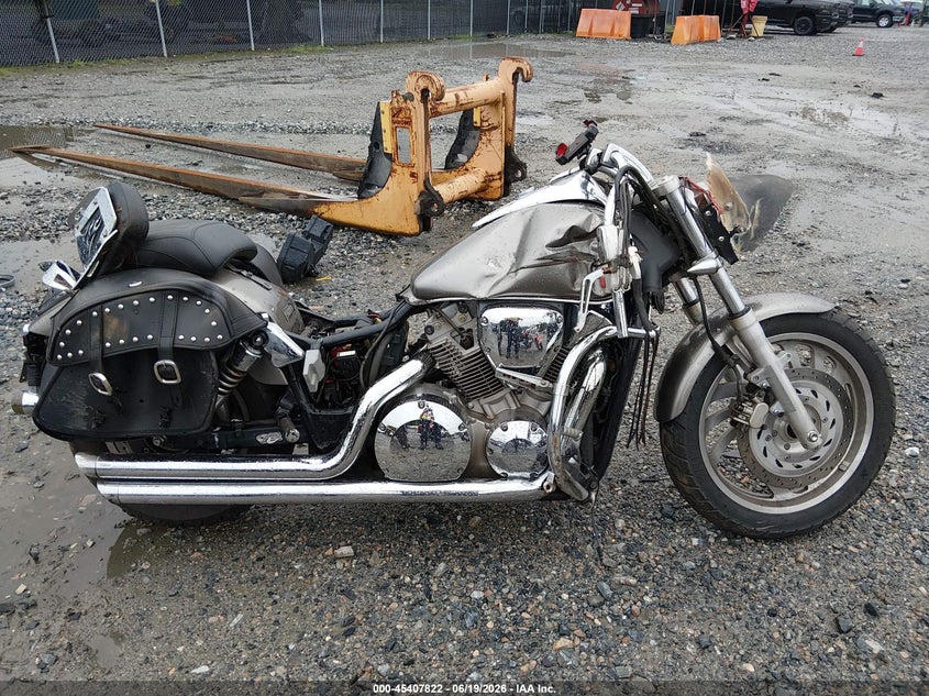 2005 Honda Vtx1300 C VIN: 1HFSC55035A103815 Lot: 45407822