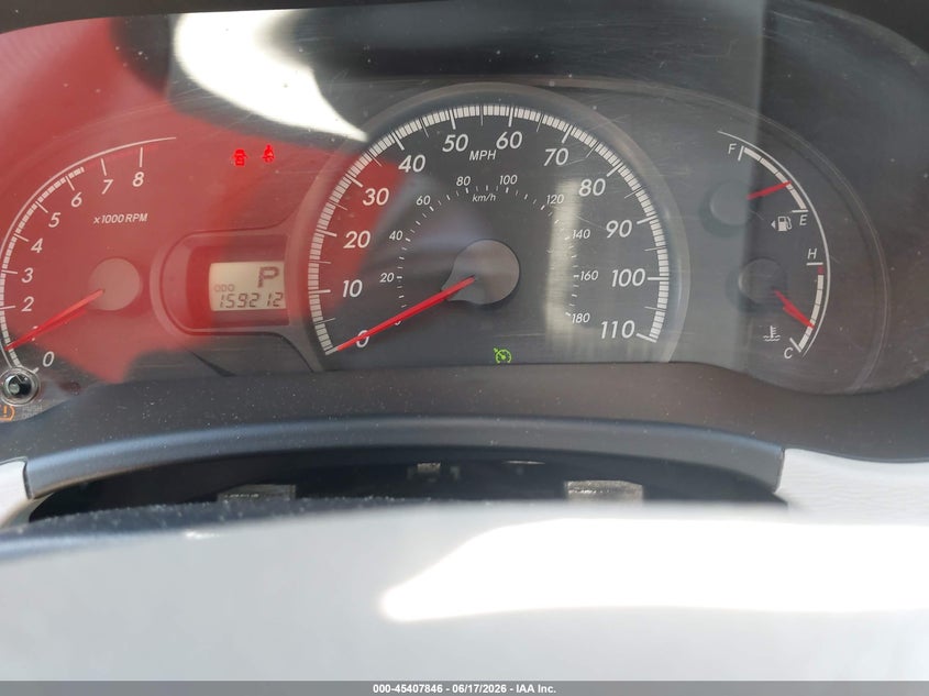 2011 TOYOTA SIENNA auction photo 7