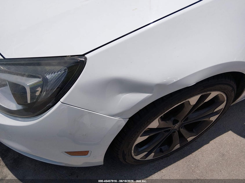 2019 Buick Cascada Premium VIN: W04WH3N55KG341746 Lot: 45407916