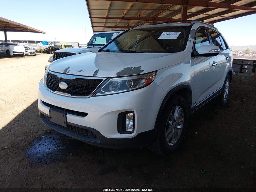 5XYKTCA60FG586593 2015 KIA SORENTO LX photo 1