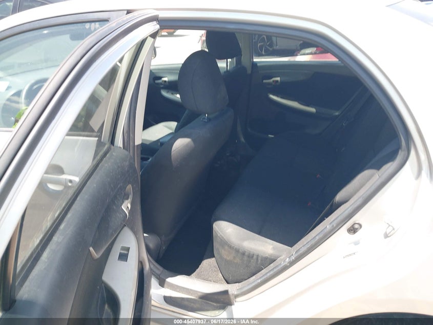 2010 TOYOTA COROLLA auction photo 8