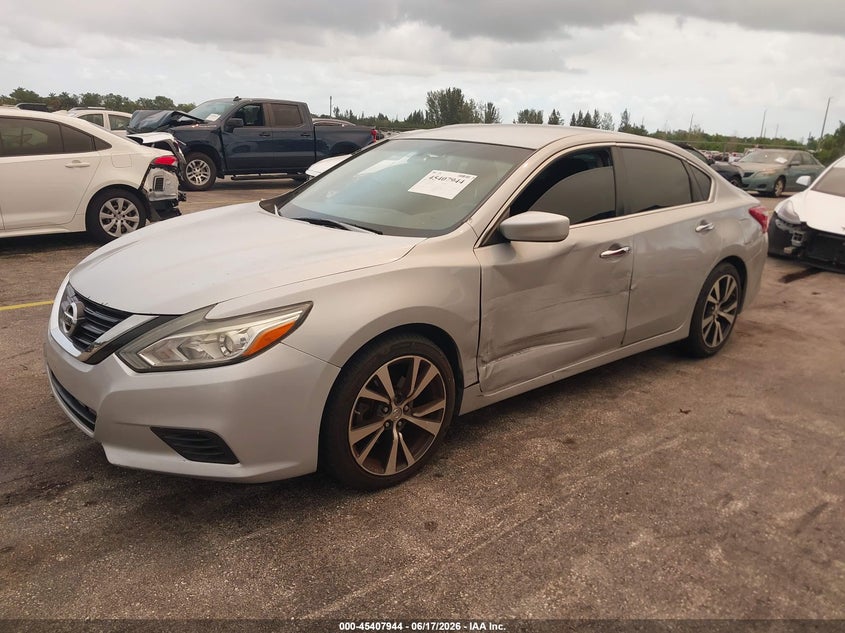 2017 Nissan Altima 2.5 S 1N4AL3AP8HN337996 photo 1
