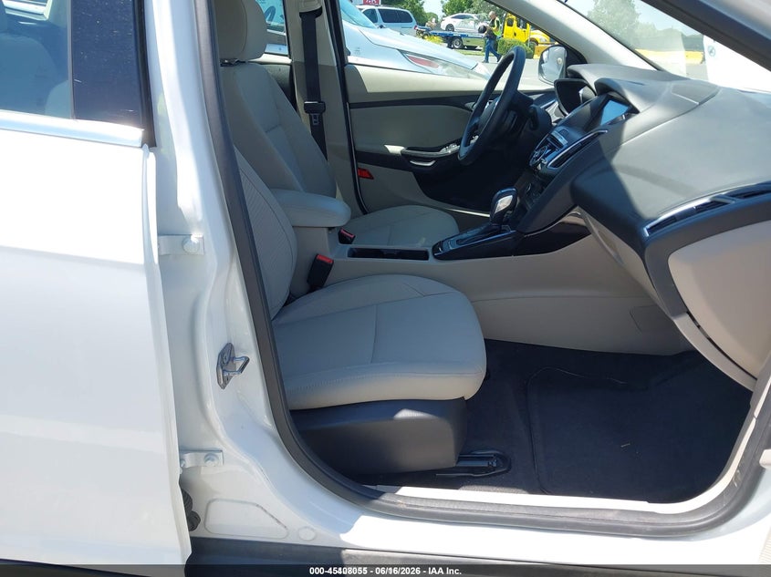 2018 FORD FOCUS ELECTRIC auction photo 5