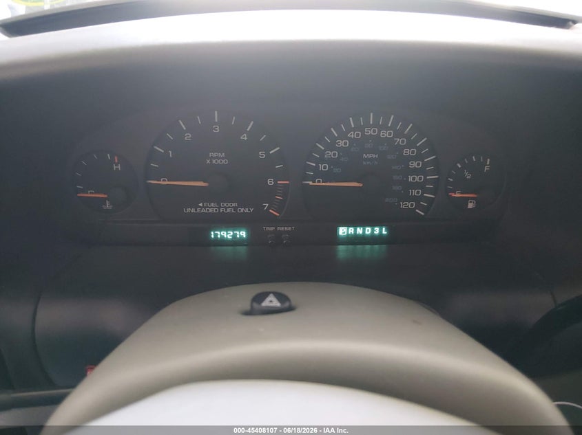 1999 PLYMOUTH VOYAGER auction photo 7