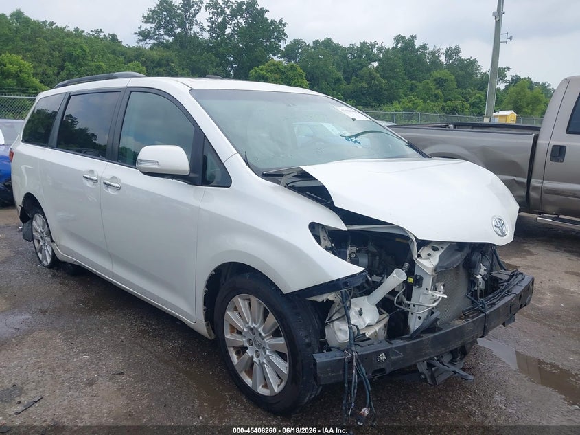 2015 Toyota Limited Premium 7 Passenger