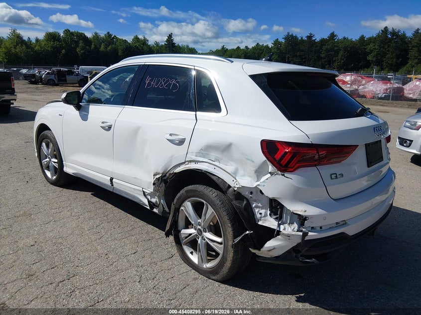 2023 AUDI Q3 auction photo 3