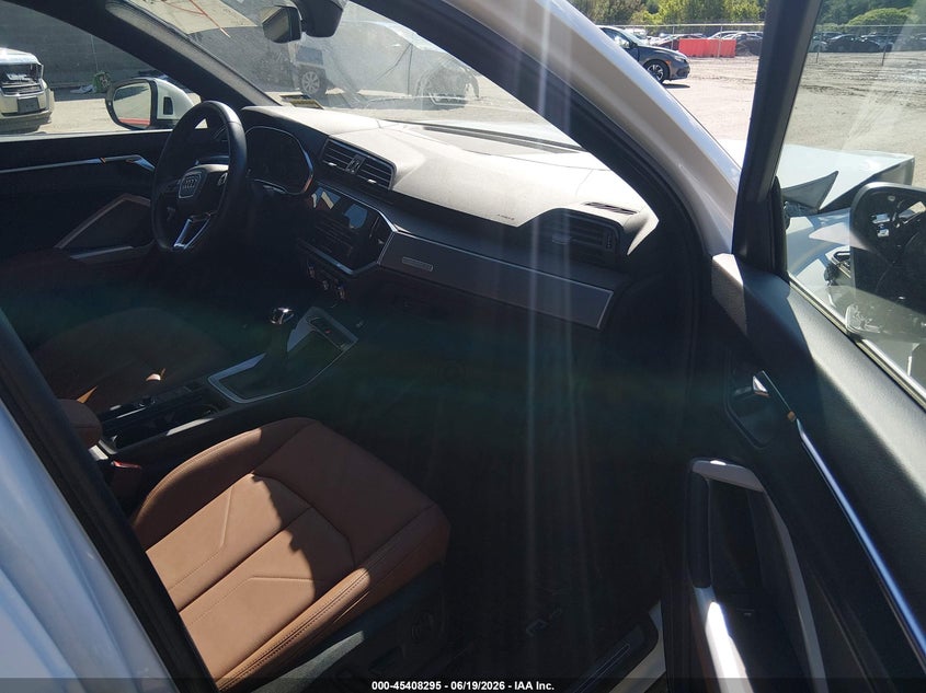 2023 AUDI Q3 auction photo 5