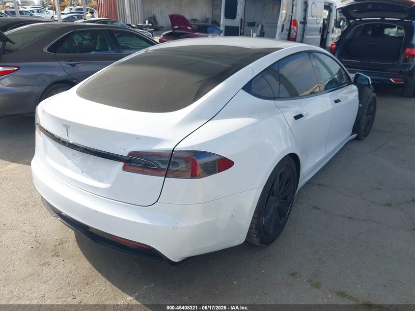 Vin: 5yjsa1e58nf469264, lot: 45906343, tesla model s dual motor all-wheel drive 20224