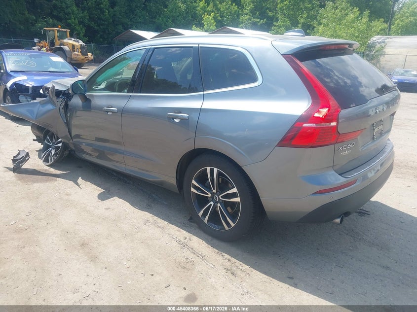 2021 VOLVO XC60 auction photo 3