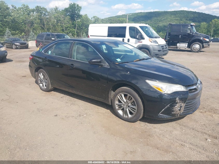 2015 Toyota Camry Hybrid Le
