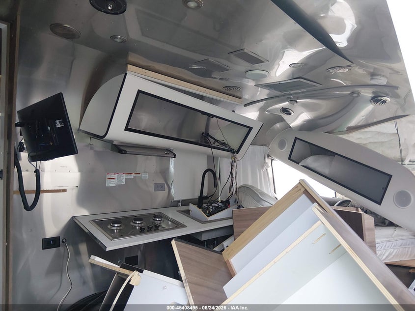 2022 AIRSTREAM AIRSTREAM auction photo 5