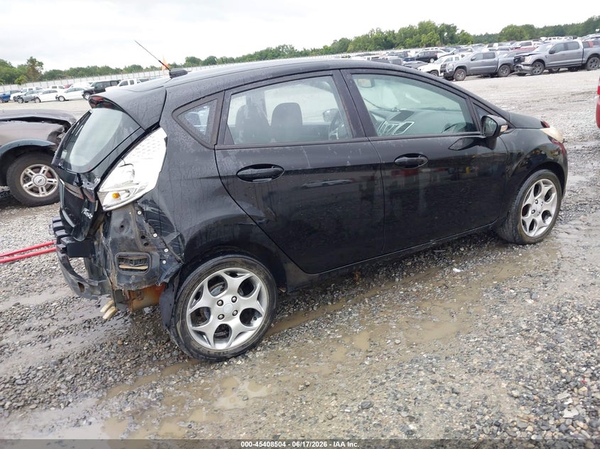 Vin: 3fadp4fj2cm137209, lot: 45906526, ford fiesta ses 20124