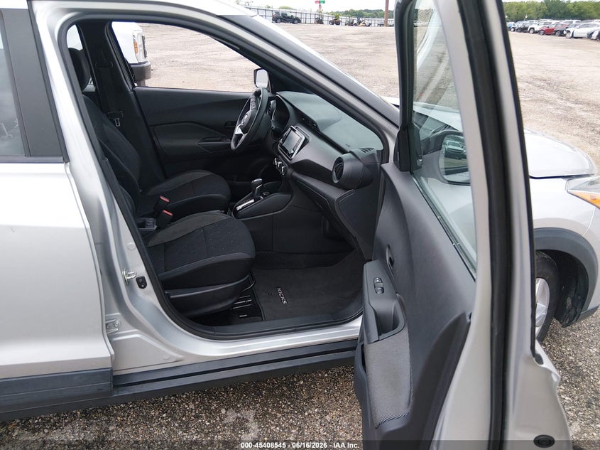 2020 NISSAN KICKS auction photo 5
