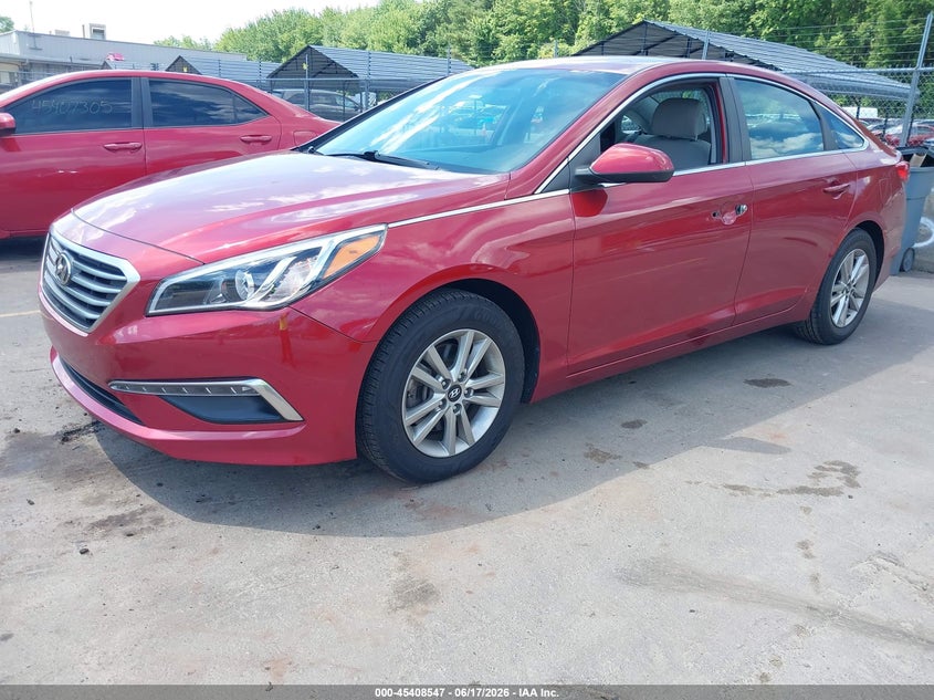2015 Hyundai Sonata Se 5NPE24AF8FH149262 photo 1