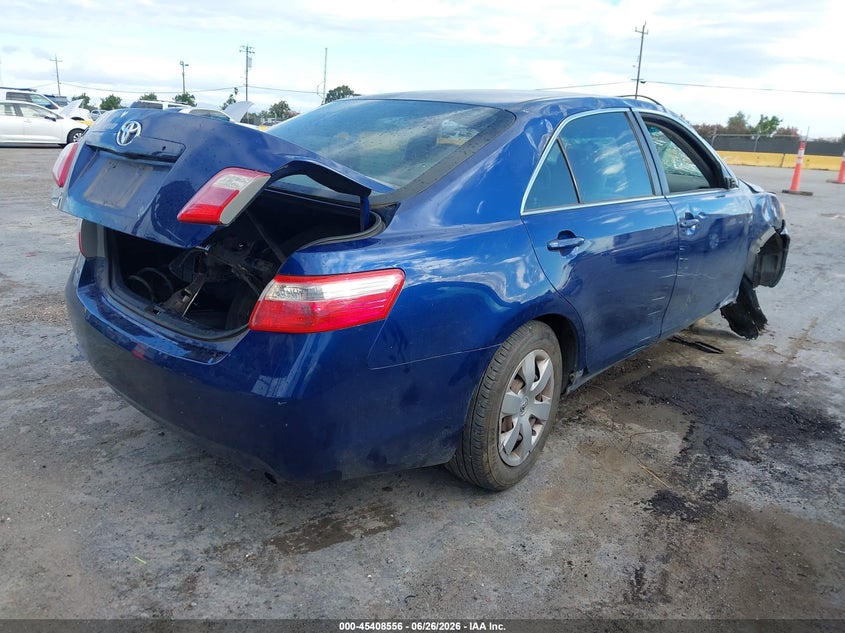 2009 TOYOTA CAMRY auction photo 4