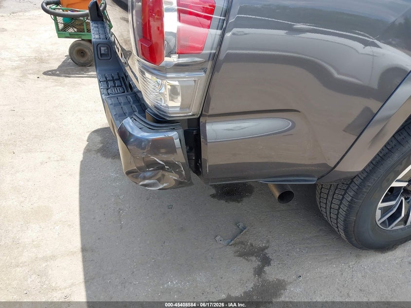 VIN 3TYCZ5AN7PT136857 2023 TOYOTA TACOMA TRD SPORT