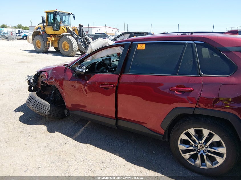 VIN 2T3A1RFV3MW180343 2021 TOYOTA RAV4 XLE PREMIUM