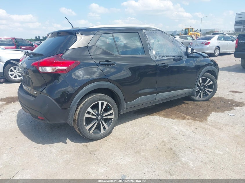 2018 NISSAN KICKS auction photo 4